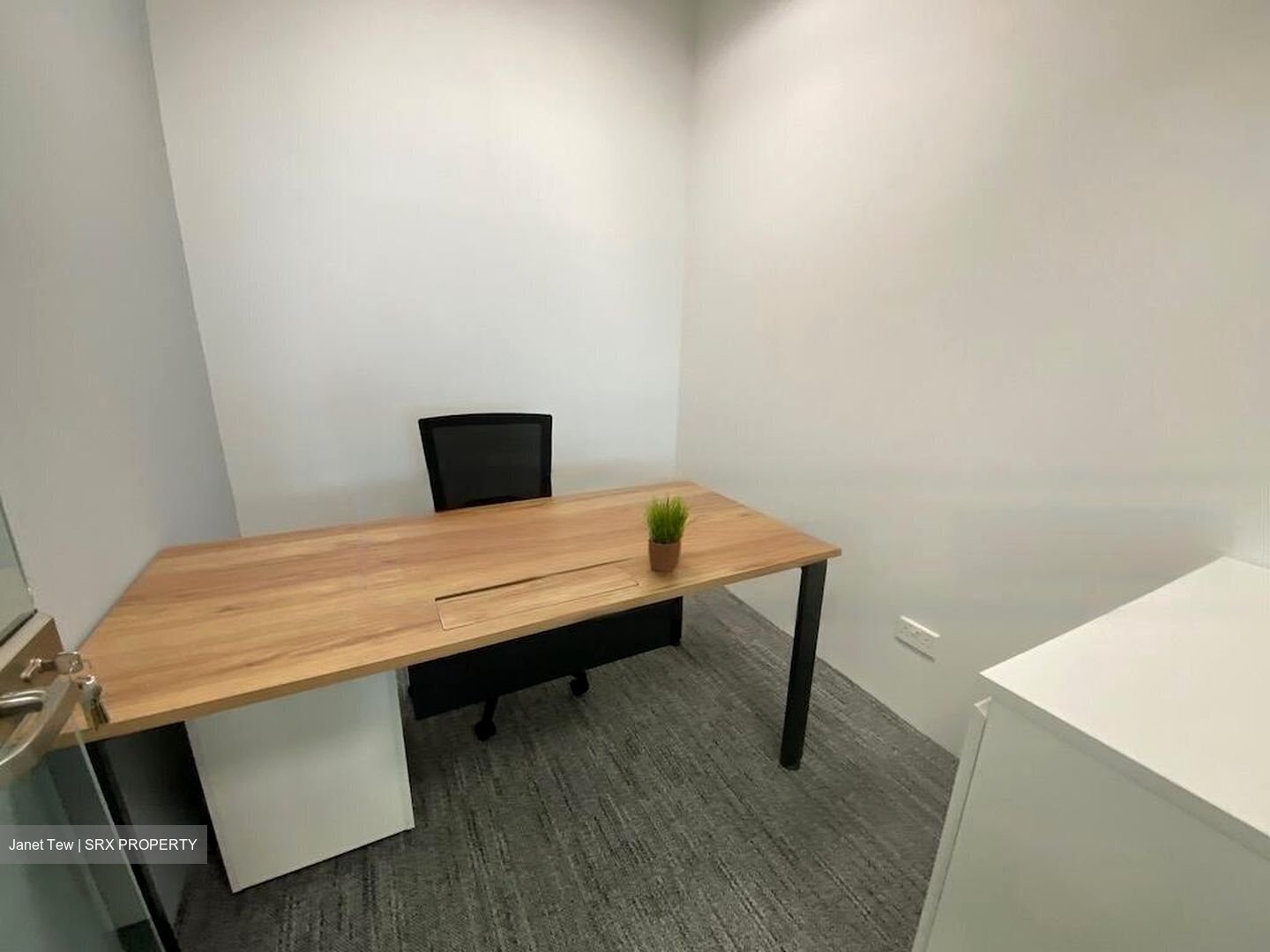 Kings Centre (D3), Office #457514611
